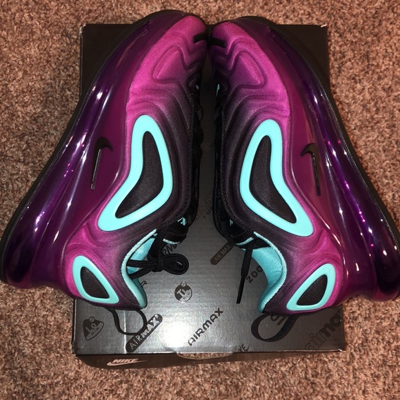 Nike Air Max 720 size 1Y - Picture 5 of 5